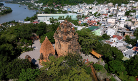 Tháp Bà Ponagar Nha Trang Vietnam 170724006